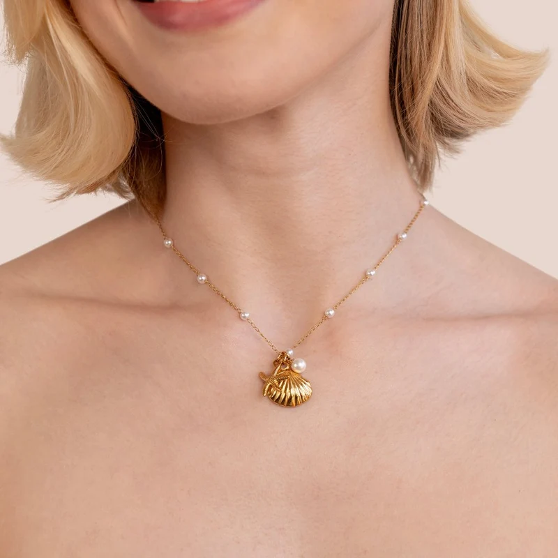 Aria Shell Charm Halskette