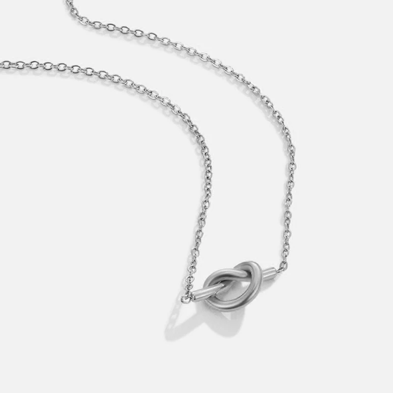 Adela Knoten Silber Halskette