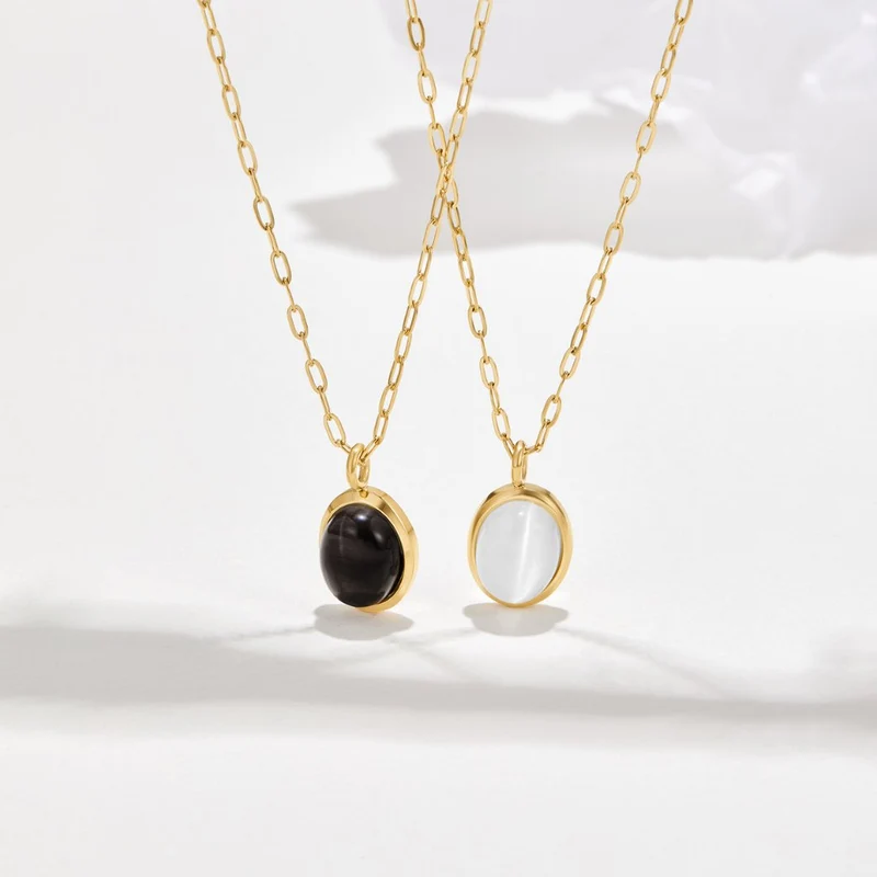 Weißes Opal-Halsband