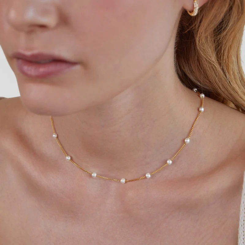 Reine Goldperlenkette