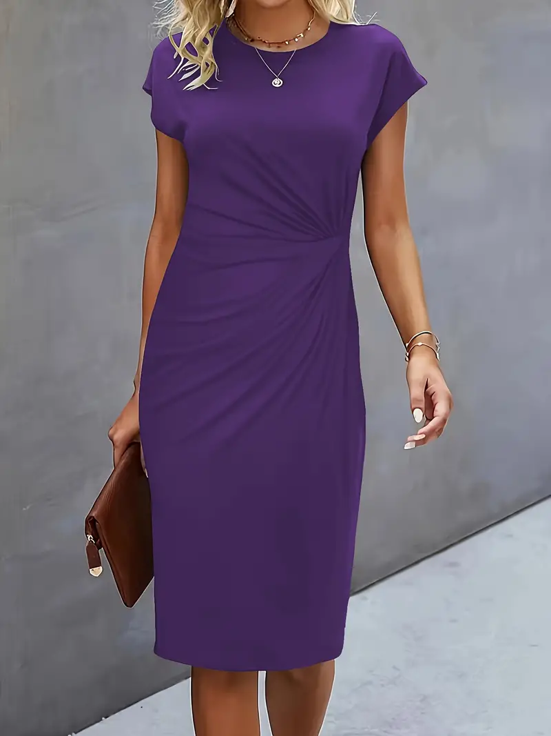 Reilly – Feminin geschnittenes Midikleid mit Knotendetail vorn