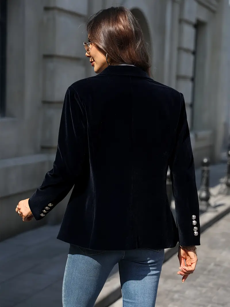 Amelie | Elegante kurze Damen-Jacke im feinen Samt