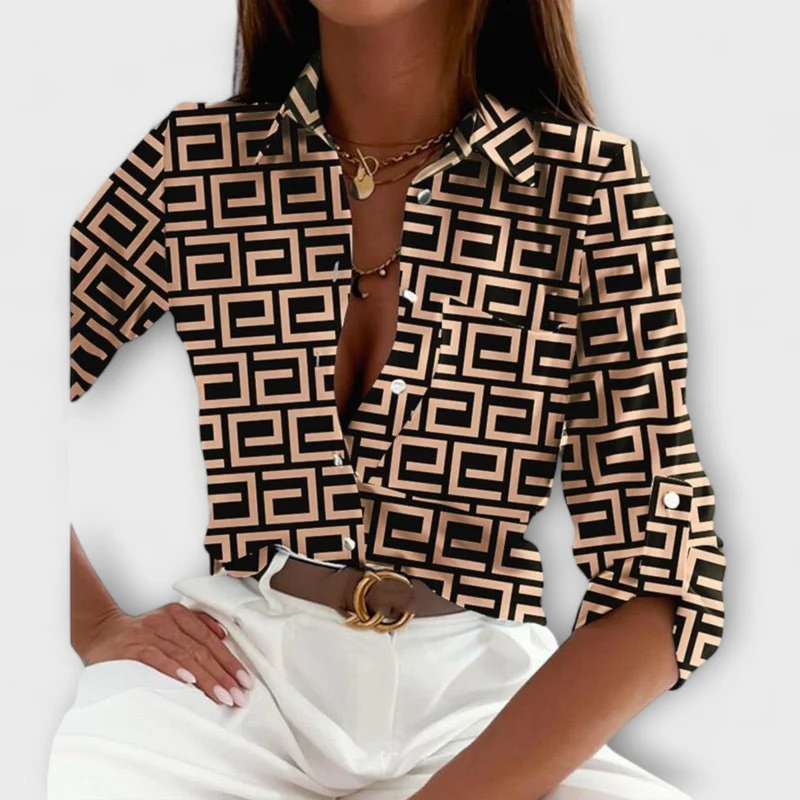 Lorena – Hemdbluse mit grafischem Print und Retro-Flair