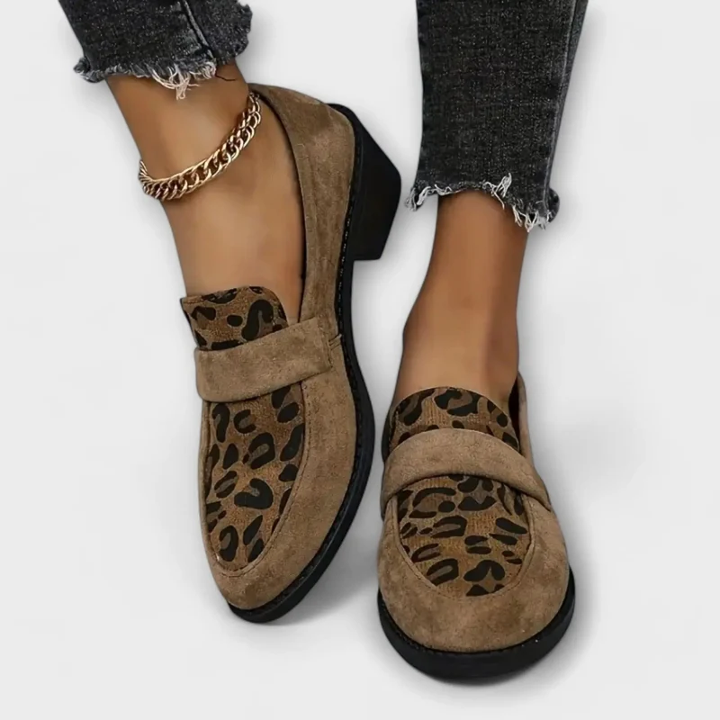Karla – Halbschuhe mit Animal-Print