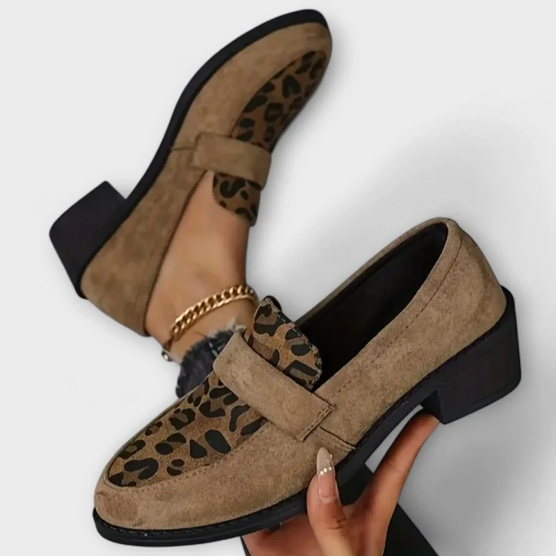 Karla – Halbschuhe mit Animal-Print