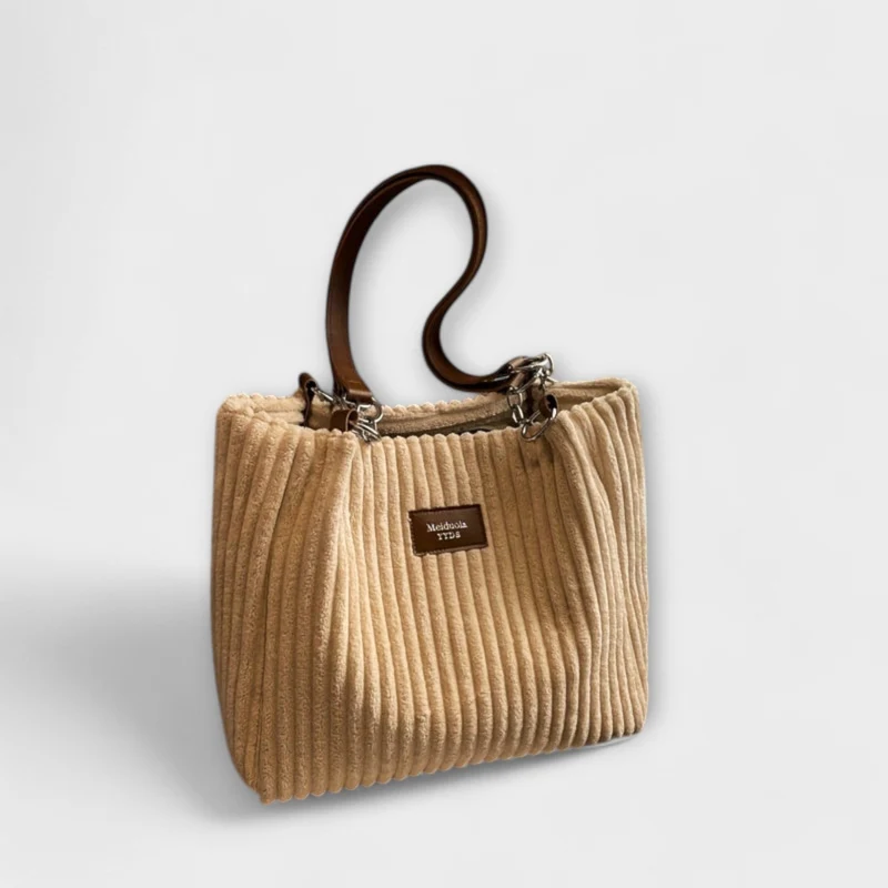 Malva – Weiche Schultertasche aus Velours