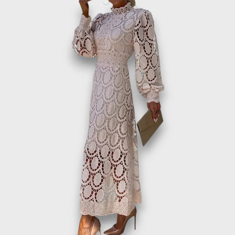 Charlotte – Romantisches Midikleid mit betonter Taille