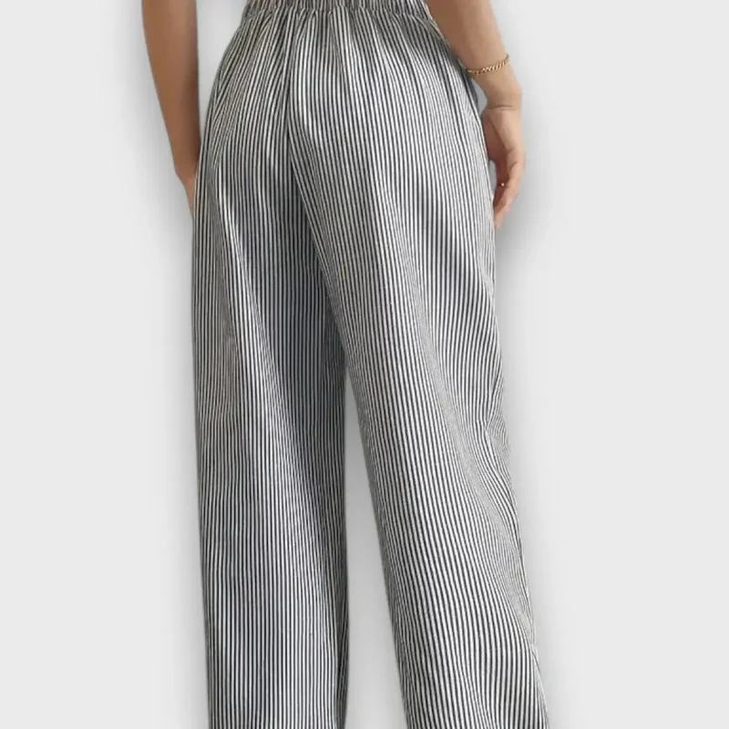 Karina – Hose mit feinen Streifen