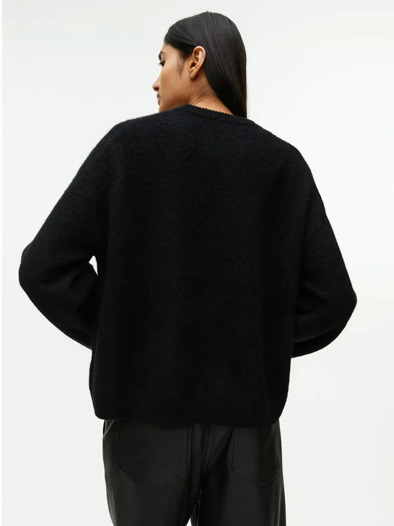 Sofia – Minimalistischer Strickpullover