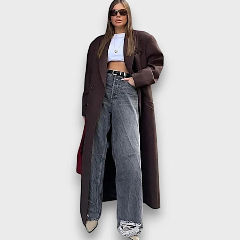 Oslaine – Maximalistischer Wollmantel mit maskuliner Silhouette