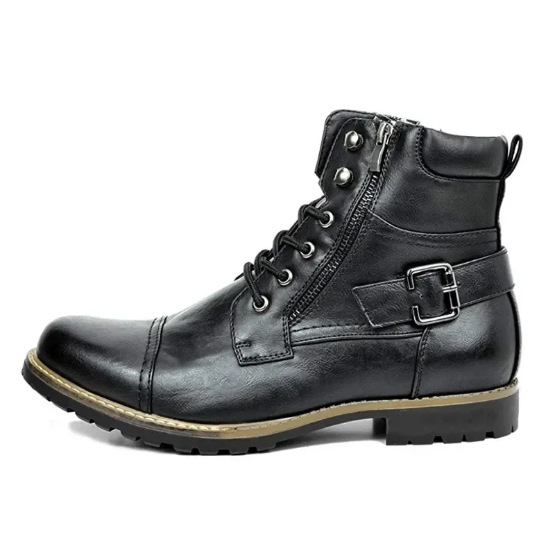 Mittellange Schnürstiefel aus Leder für Herren