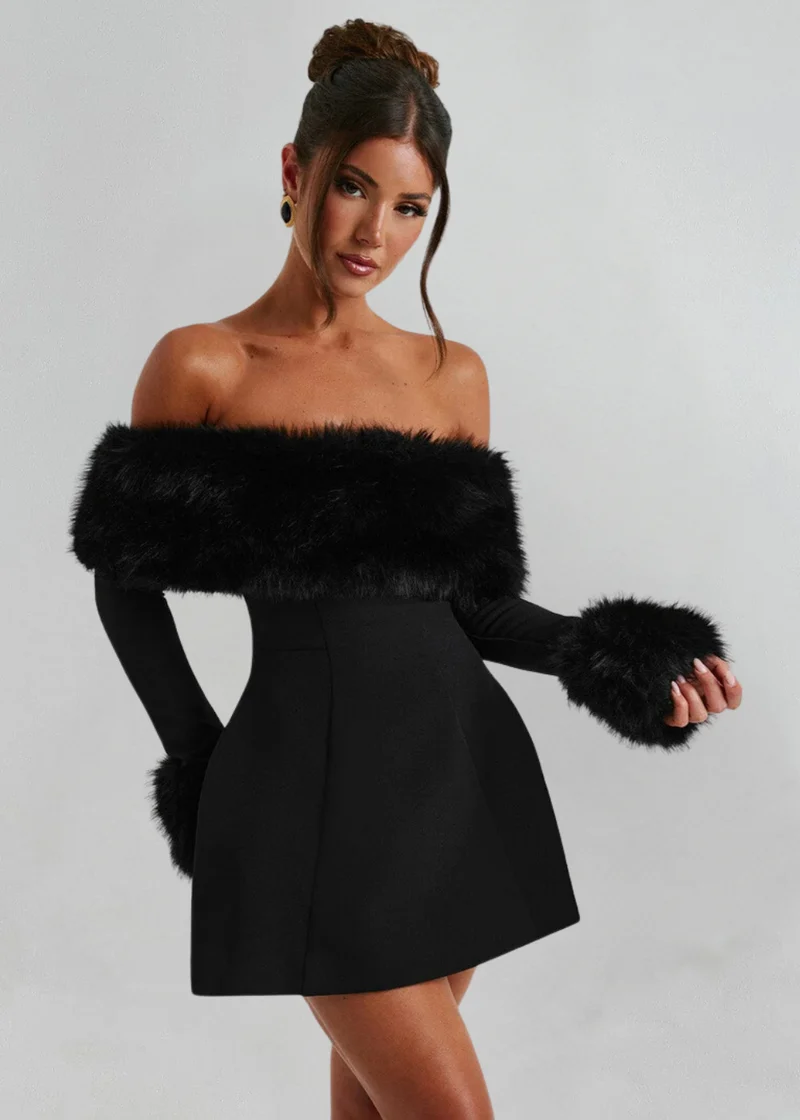 Serena | Schulterfreies Minikleid mit Pelzärmeln