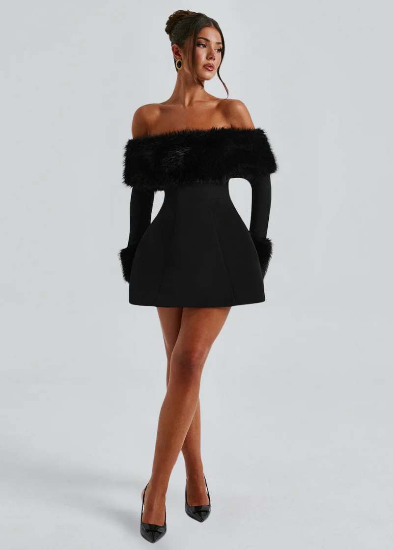 Serena | Schulterfreies Minikleid mit Pelzärmeln