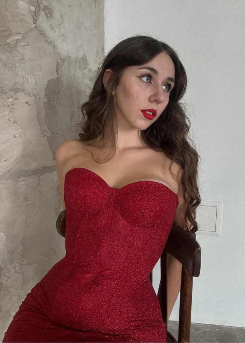 INEZ | trägerloses glitzerndes rotes Korsett-Minikleid