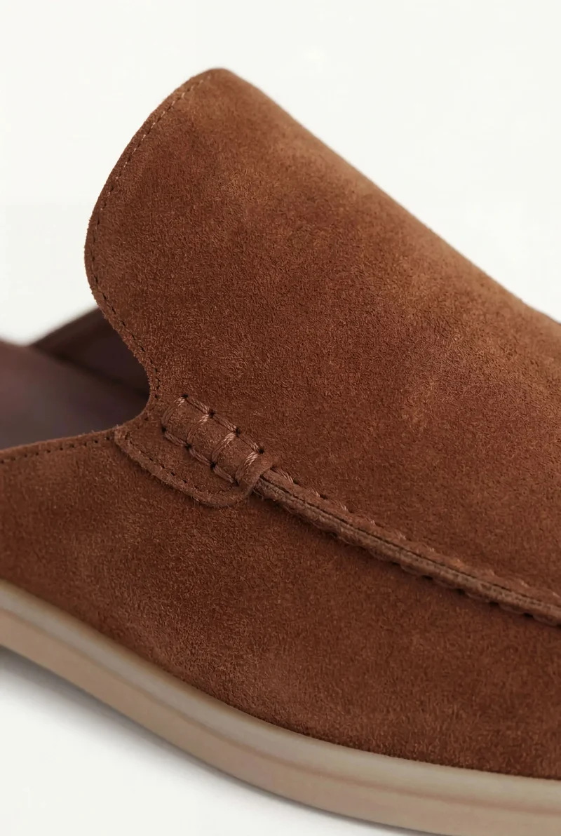 Bordeauxroter Veloursleder-Mule