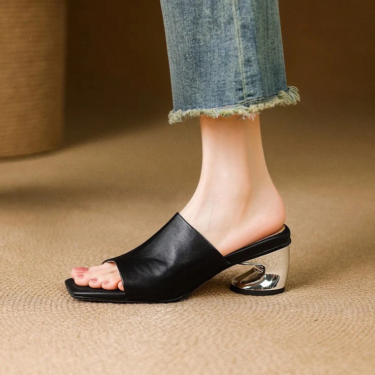Virelle Curve Leder Mules mit Absatz