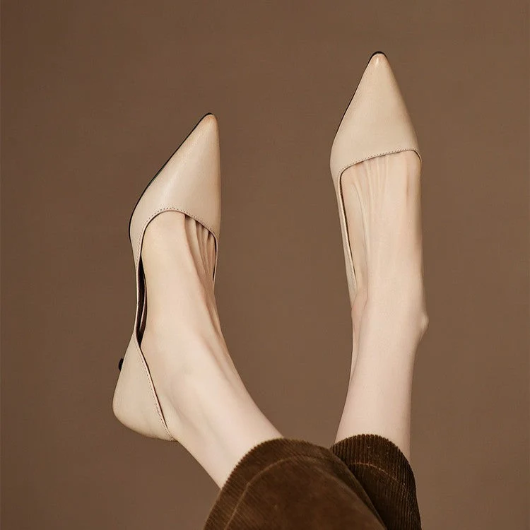 Orlisse Leder Kitten Heel Pumps