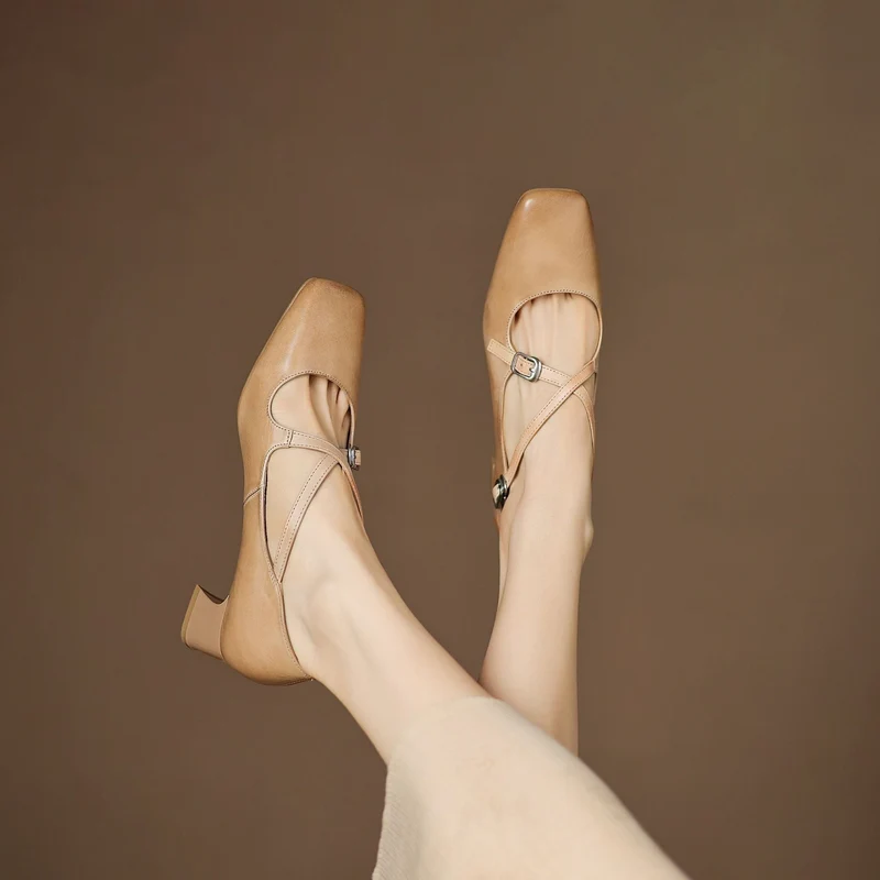 Marvane Leder Kitten Heels