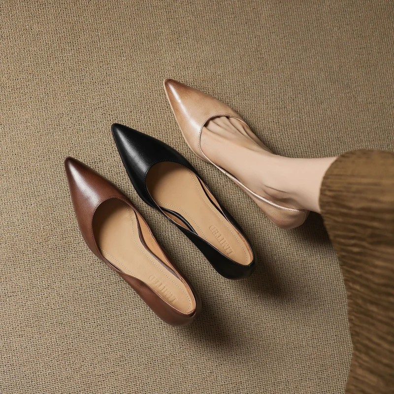Calenne Leder Kitten Heels