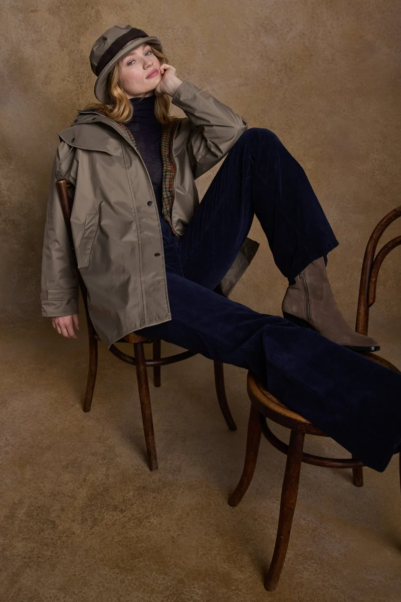 Cotswold Waterproof Jacket - Chinchilla