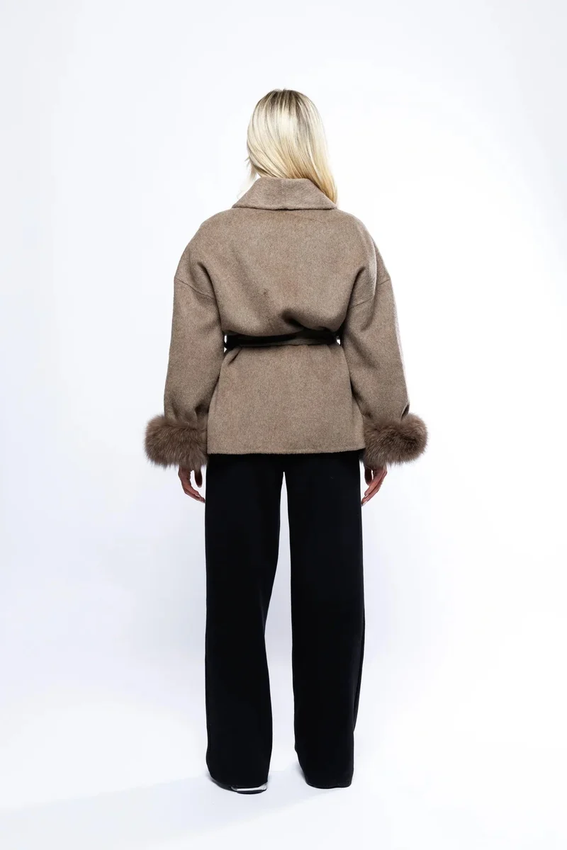Luxuriöser Damen Wickelmantel