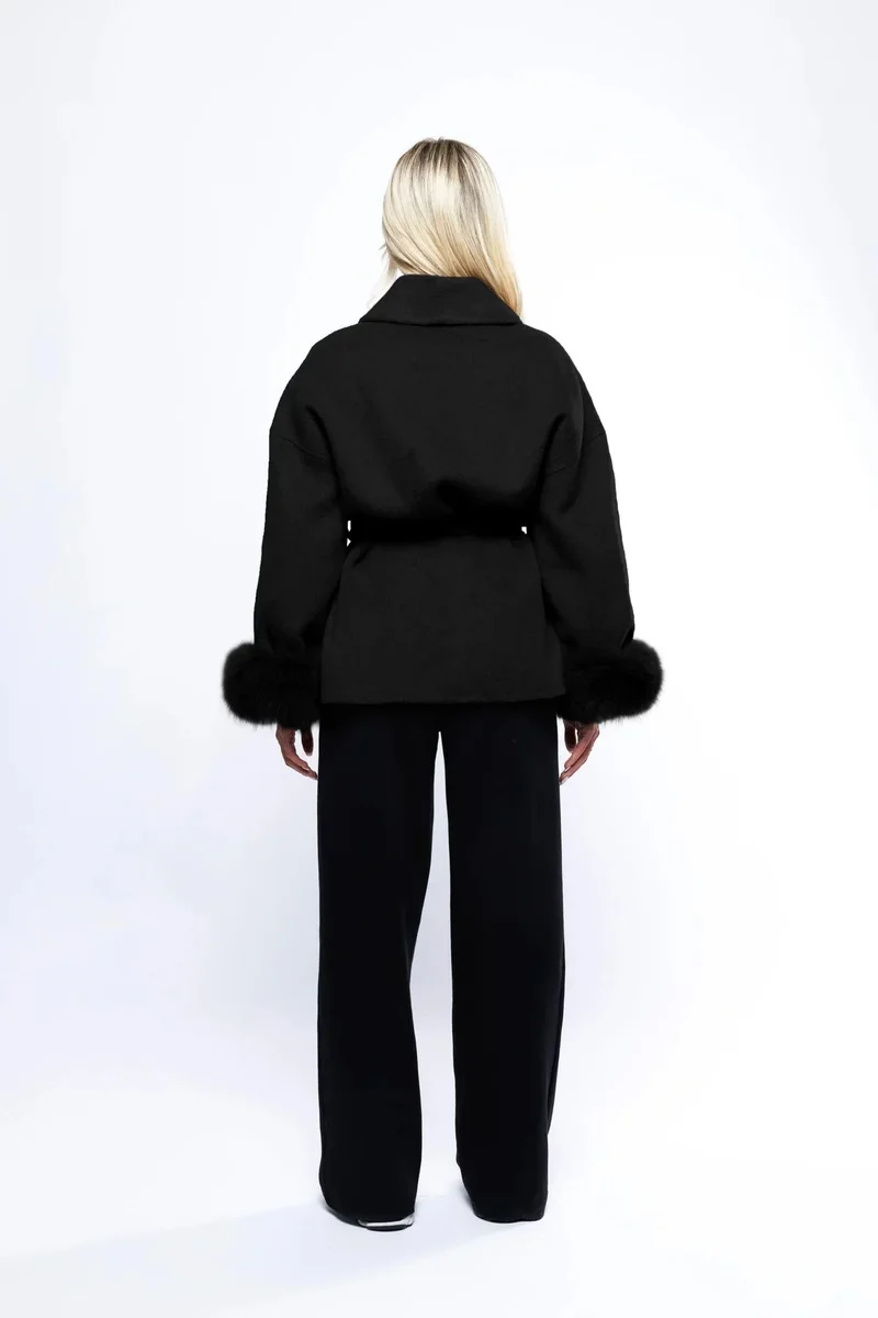 Luxuriöser Damen Wickelmantel