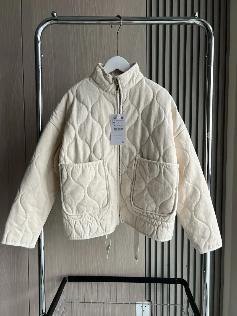 Kuschelige Winterjacke mit Taschendetails
