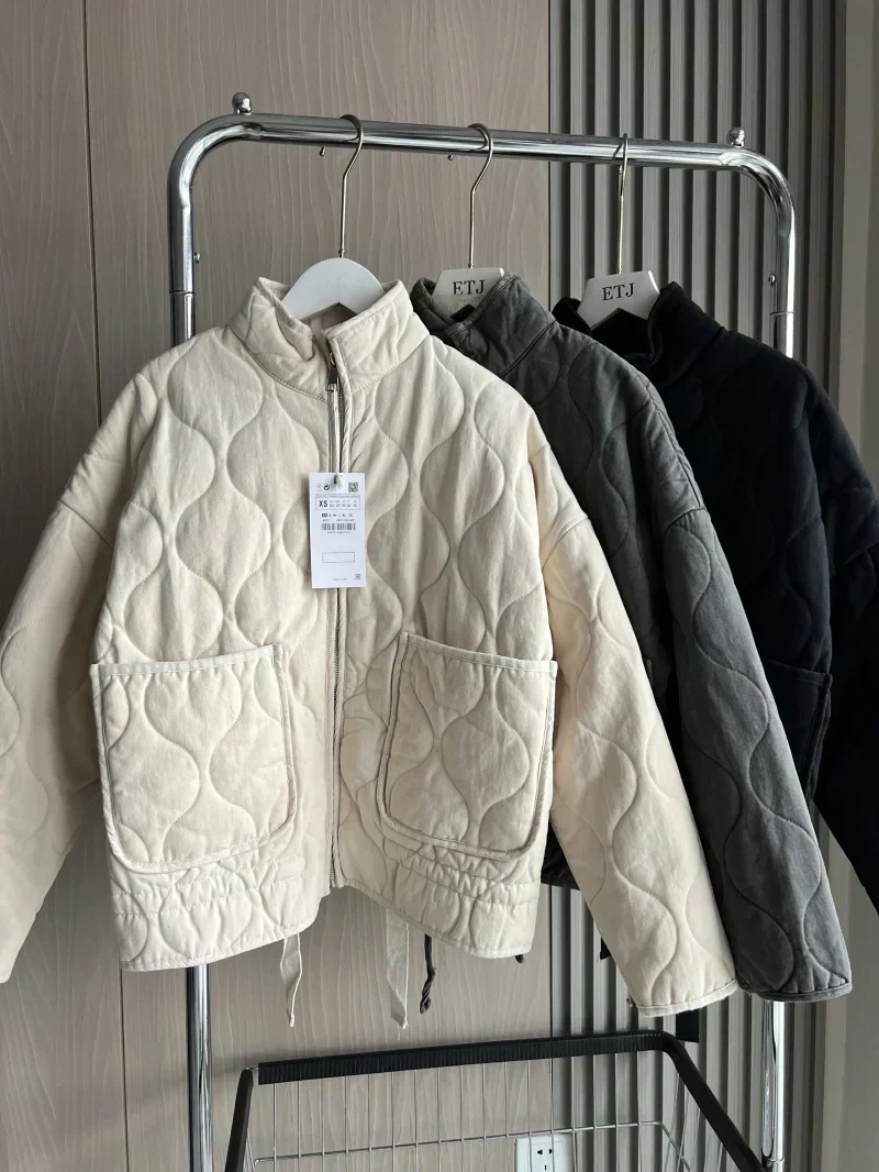 Kuschelige Winterjacke mit Taschendetails