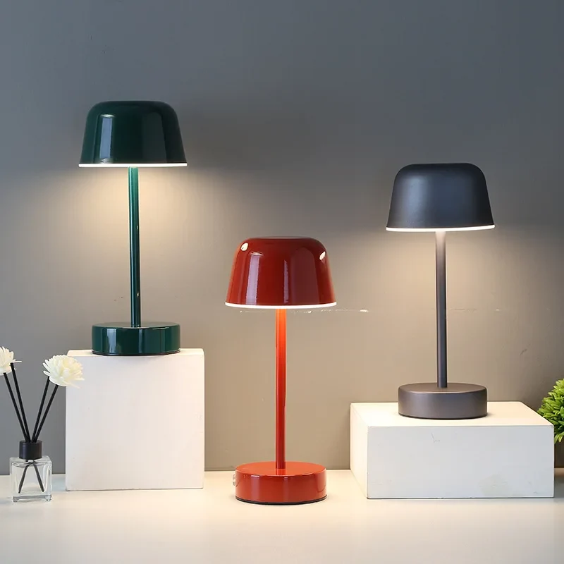 Bunte LED-Tischlampe