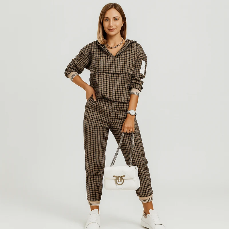 Schicker 2-teiliger Trainingsanzug für Damen – Kariertes Reißverschlussoberteil & schmal zulaufende Hose mit Seitenstreifen