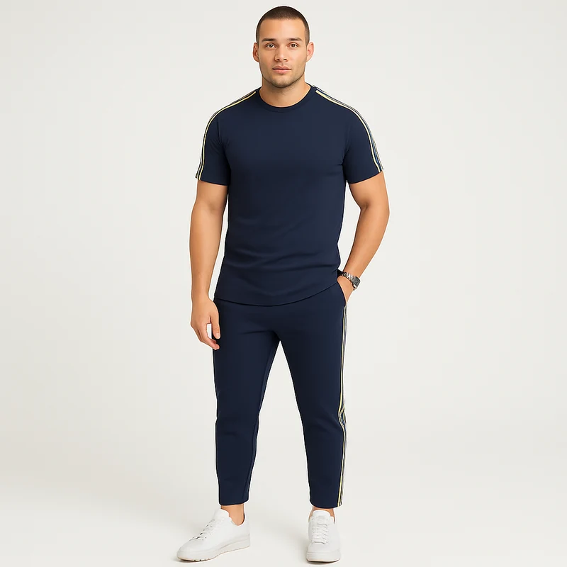 Retro-Streetwear-Set für Herren – Loose Fit T-Shirt mit Seitenstreifen und passender Hose