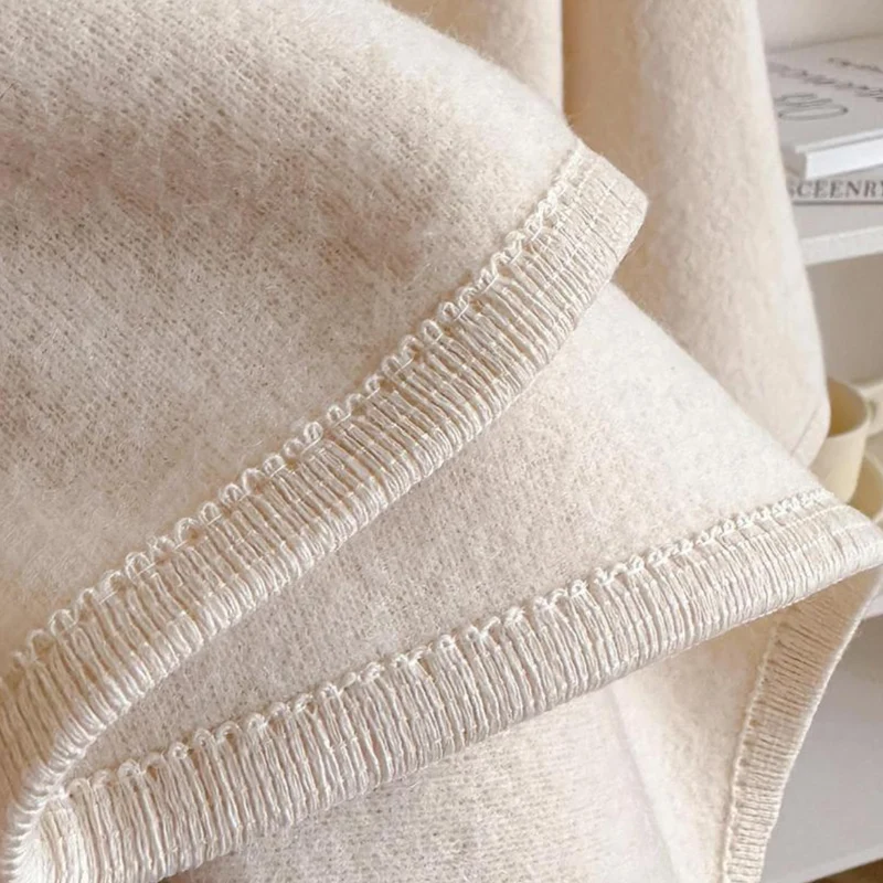 Teysia - drapierter Schal mit Soft-Touch-Finish
