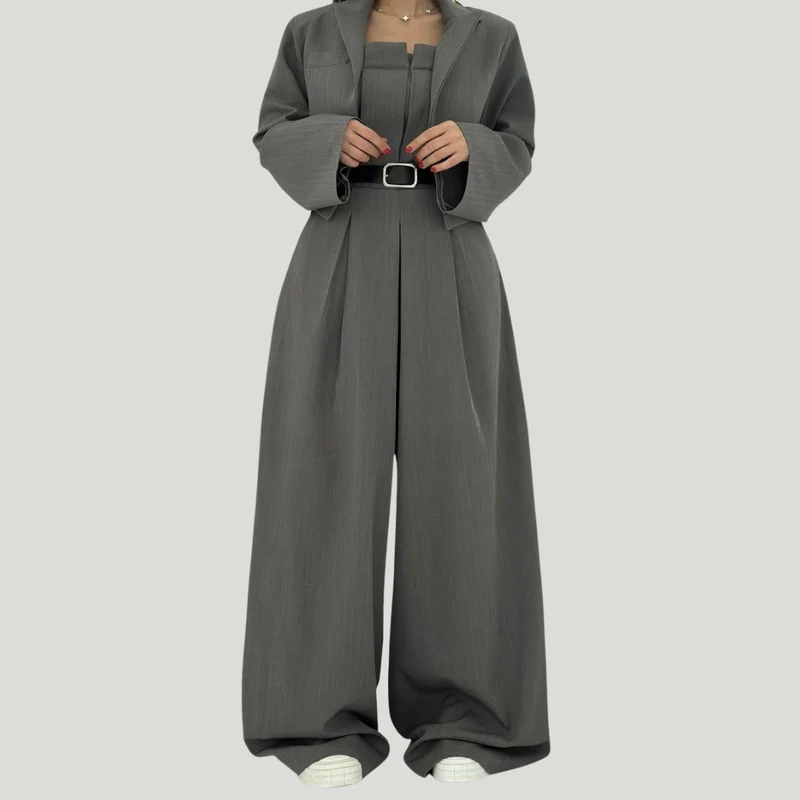 Lorayae - Soft-Touch Set aus weit geschnittenem Jumpsuit und Jacke