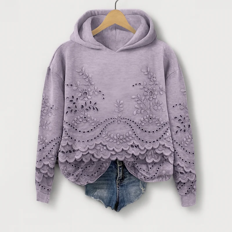 Hoodie mit Spitzenbesatz – Gemütlichkeit trifft auf femininen Charme