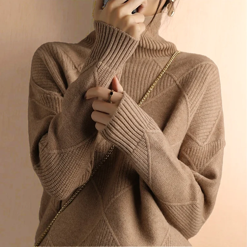 Rauten-Rollkragenpullover – Raffinierte Wärme mit modernem Stil