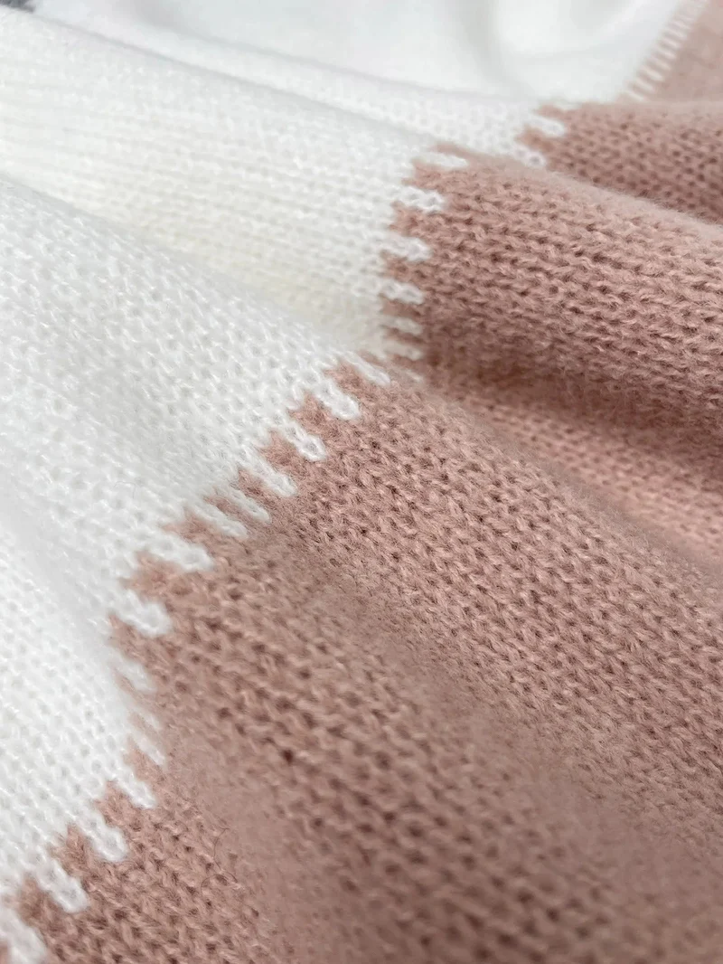 Leopardenmuster-Pullover – Kühnes Selbstvertrauen mit schickem Stil