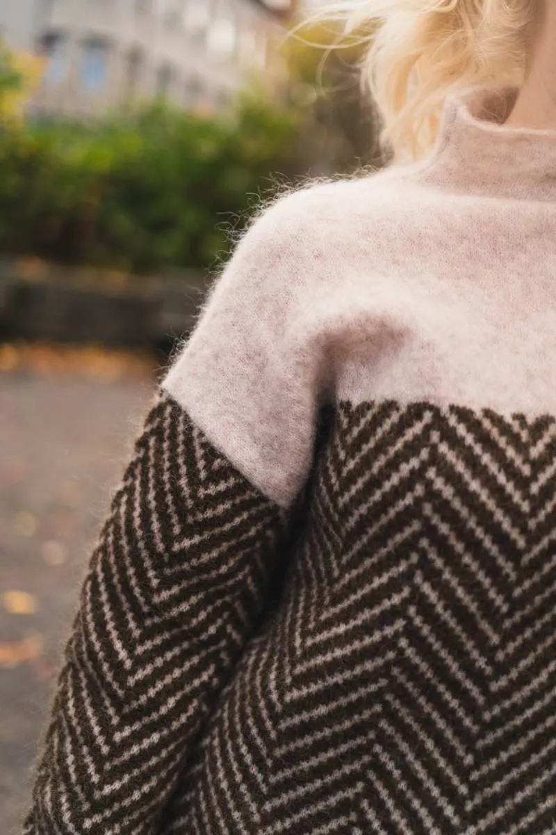 Fleur | Premium Rollkragenpullover aus edlem Strick