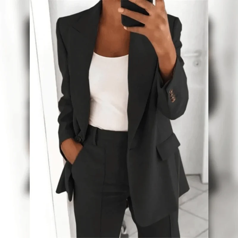 Damen Business Anzug mit geradem Schnitt und schlichtem Design