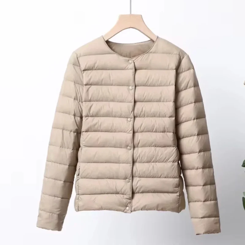 Leichte Damen Steppjacke mit Knopfleiste