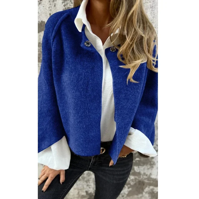 Damen Kurzjacke mit weiten Ärmeln und Knopfdetails