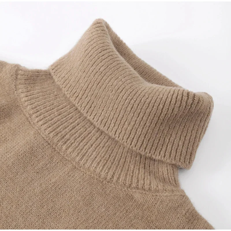 Oversize Damen Rollkragenpullover mit überschnittenen Schultern
