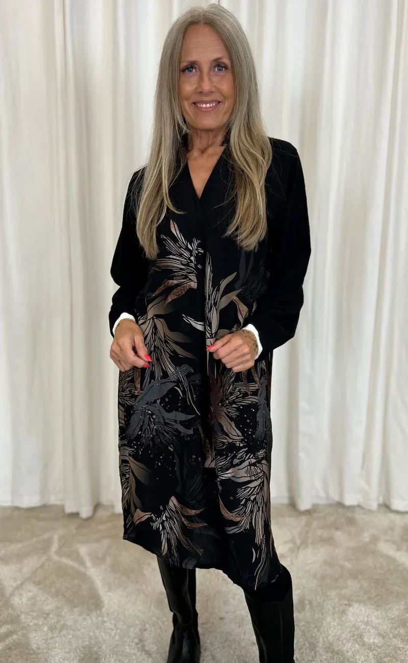 Damen Langarm Midikleid mit Blumenmuster in Schwarz