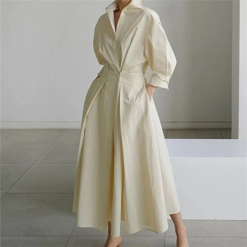 Damen Maxikleid mit Front-Wickelkragen und Musterprint