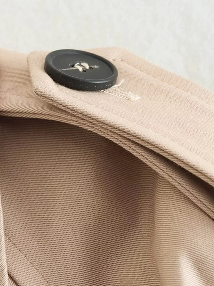 Kurzer Damen Trenchcoat mit Gürtel in Beige