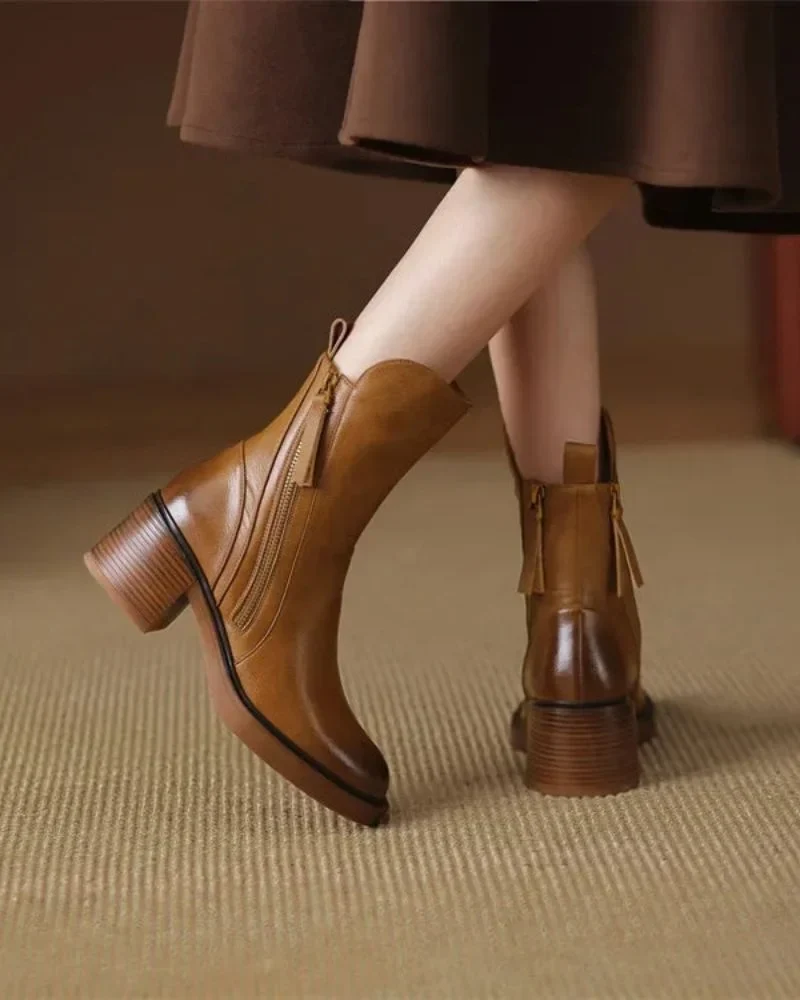 Damen Stiefeletten mit Reißverschluss und Blockabsatz