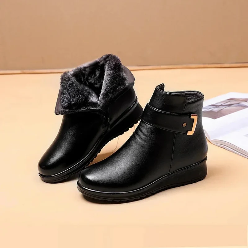 Damen Winter Stiefeletten | Warm Gefüttert mit Schnallendetail