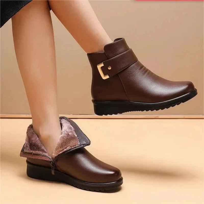 Damen Winter Stiefeletten | Warm Gefüttert mit Schnallendetail