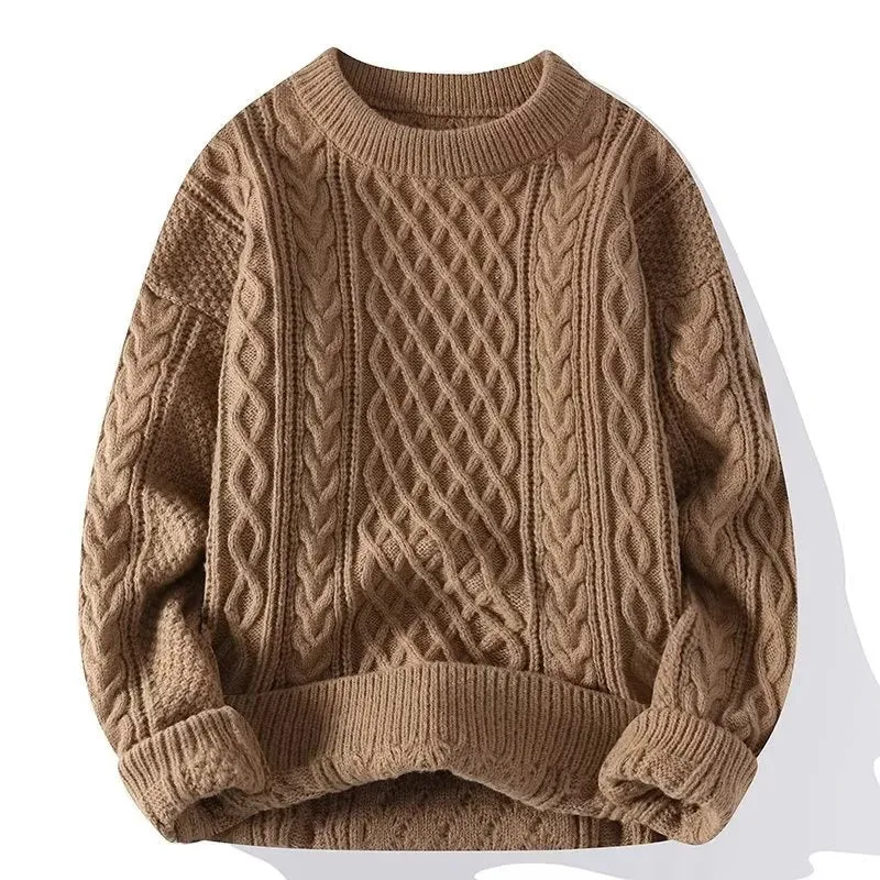 Gemütlicher Pullover aus Kabelstrick