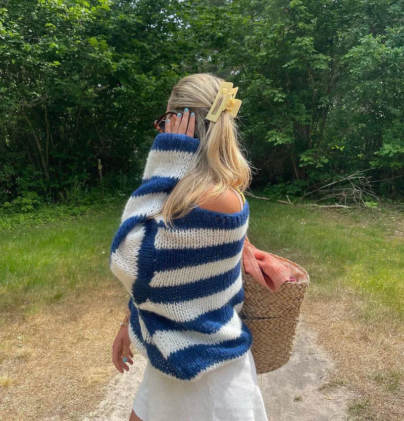 Gestreifter Strickpullover