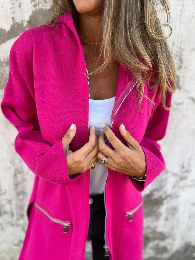 Lange Strickjacke mit Kapuze